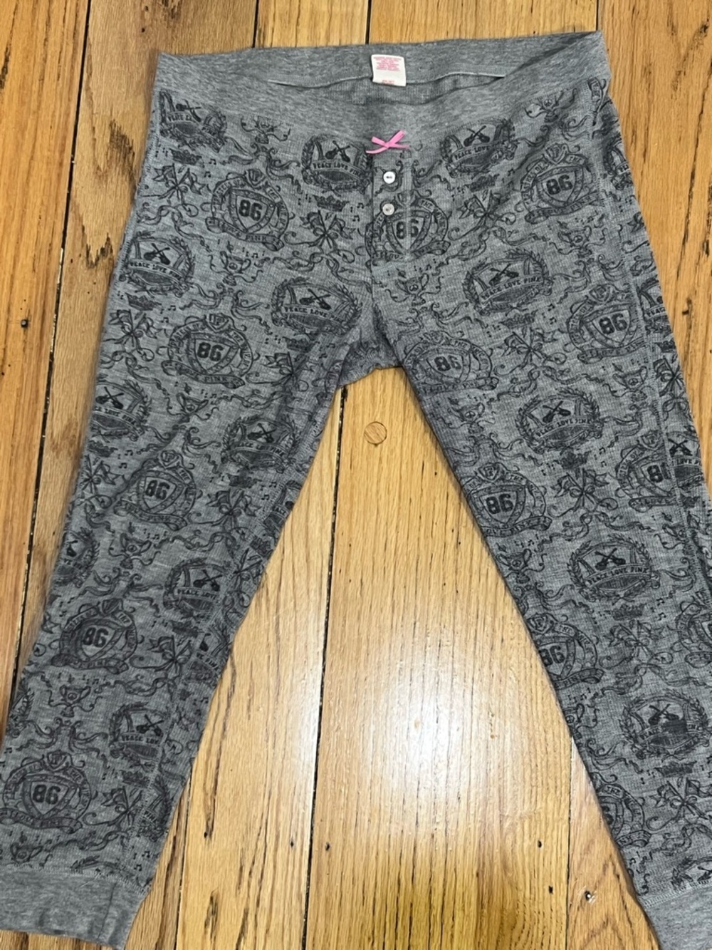 Y2K PINK Victoria’s Secret Capri Pants “I Only Sleep In Pink” 86 Graphic M